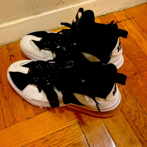 Nike Air Edge 270 - Picture 1 of 4